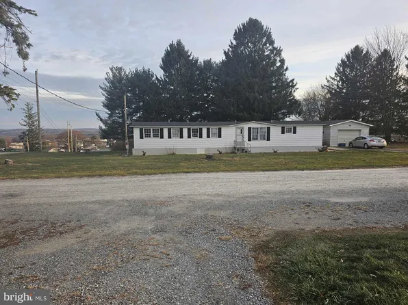 48 Dawn Ln, York, PA 17406
