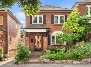 56 Durie St, Toronto, ON M6S 3E6