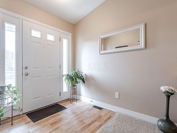 4th image of 5902 Wyndale Dr
