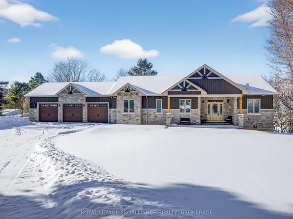 1888 Sunbury Rd, South Frontenac, ON K0H 1X0