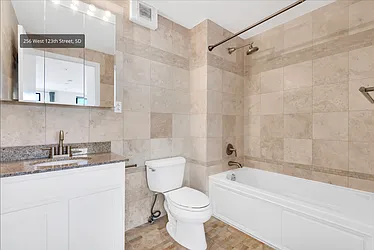 Rented by R New York