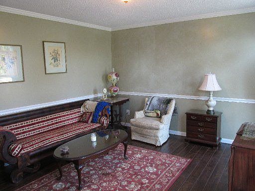 4th image of 9511 Ravenwood Cir