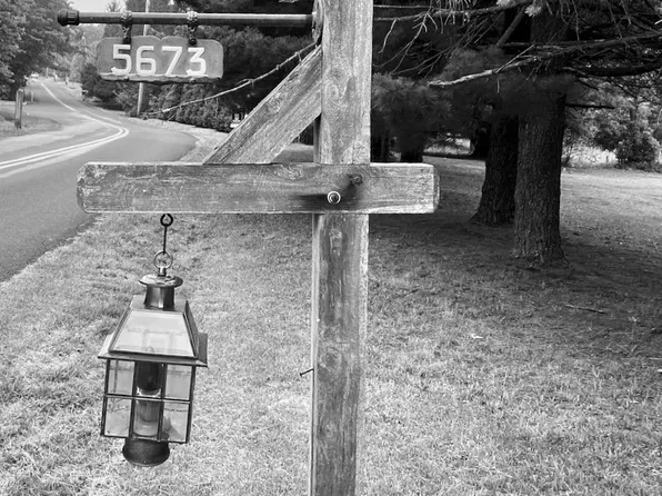 5673 Meetinghouse Rd, Pipersville, PA 18947