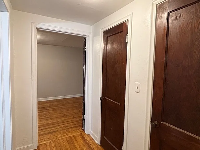 1670 Marshall Ave — Photo 10
