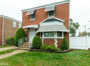 2748 W 83rd St, Chicago, IL 60652