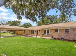402 E Dodge St, Bryan, TX 77803