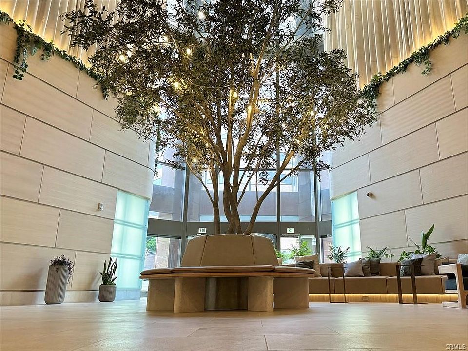 1st image of 1100 Wilshire Blvd APT 2707