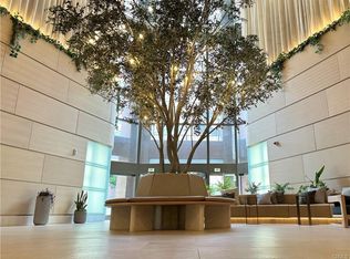 1100 Wilshire Blvd APT 2707, Los Angeles, CA 90017