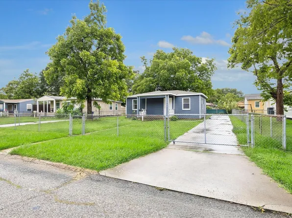 1011 12th 1/2 St N, Texas City, TX 77590