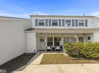 6 Mediterranean Ct, Barnegat, NJ 08005