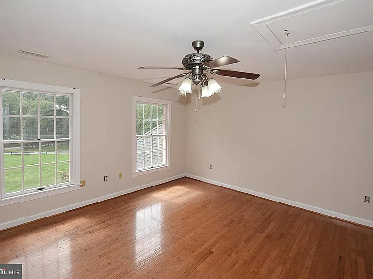 10190 Akhtamar Dr — Photo 24