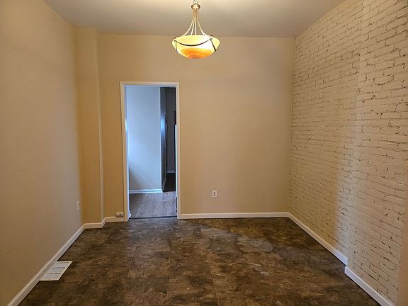 5th image of 1315-17 N Salina St #1