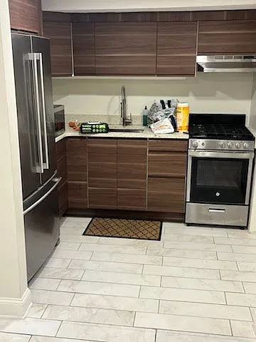 484 Columbus Ave #G — Photo 2