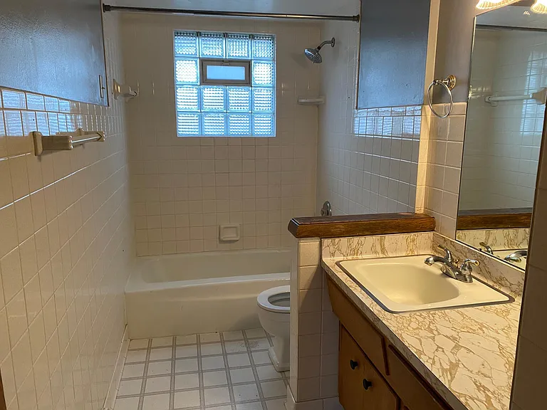 9807 W Lisbon Ave — Photo 3