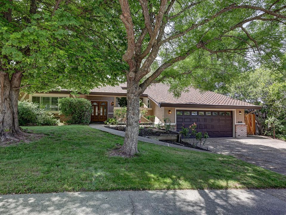 1st image of 5825 Oak Garden Ct