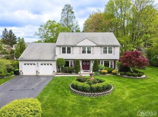 35 Tara Dr, Matawan, NJ 07747