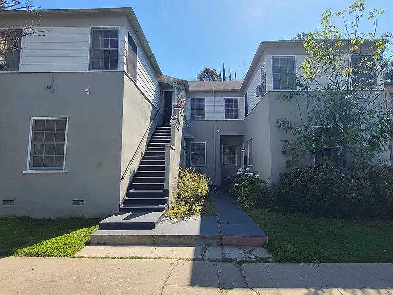 1608 Silver Lake Blvd — Photo 1