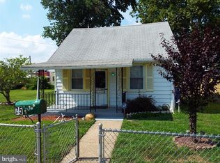 75 W 4th St, Burlington, NJ 08016