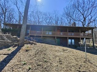 779 E 1550th Rd, Baldwin City, KS 66006