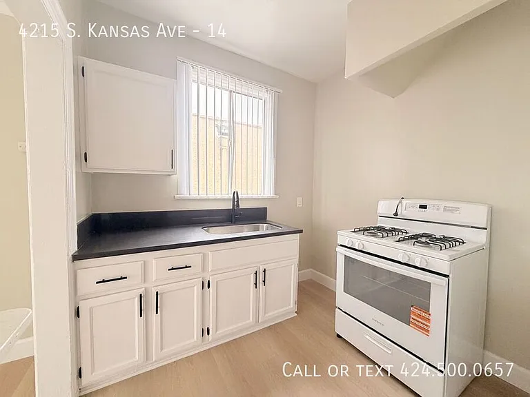 4215 S Kansas Ave #14 — Photo 6