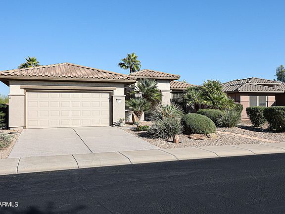 3rd image of 18529 N SUMMERBREEZE Way