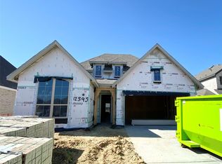 12343 Hackberry Dr, Mont Belvieu, TX 77523