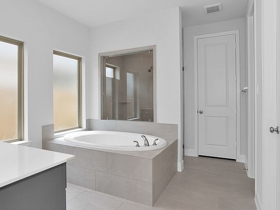 5th image of 19223 Satsuma Ridge Dr