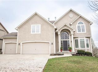 4421 Silverheel St, Shawnee, KS 66226