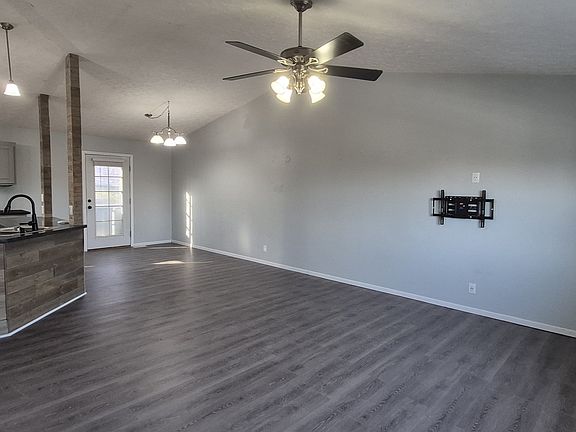 4th image of 22255 Target Rd