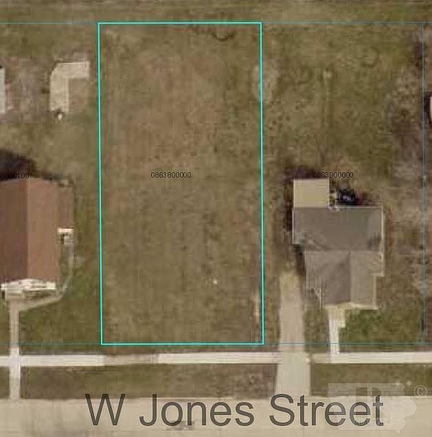1st image of 809 W Jones St