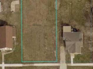809 W Jones St, Knoxville, IA 50138