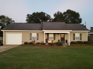30 Creek St, Ashford, AL 36312