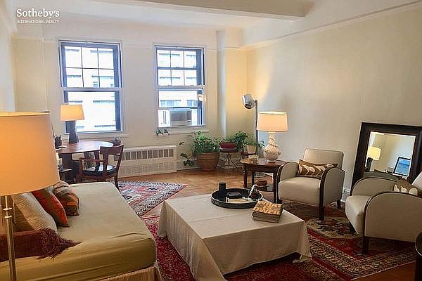 1st image of 172 W 79th St #6C