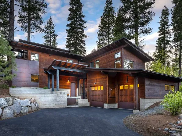 8750 Breakers Ct, Truckee, CA 96161