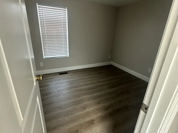 49 Christmas Ln, Adolphus, KY 42120