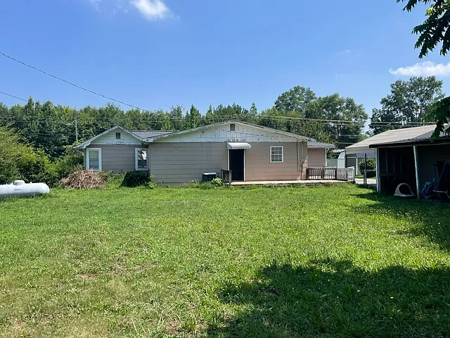 670 Emily Ln — Photo 12