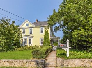 22 Monument St, Groton, CT 06340