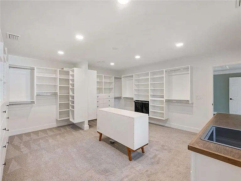 3965 Hamilton View Way — Photo 36
