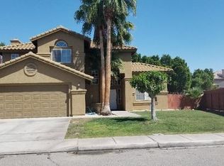 2106 Victoria Dr, Calexico, CA 92231