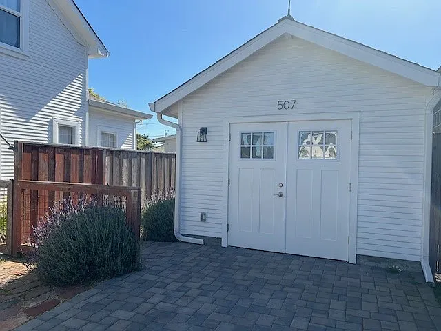 507 Monterey Ave