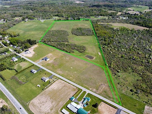 3rd image of Lawrence St Lot 37