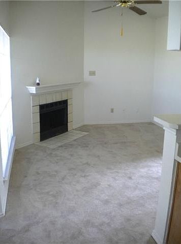 2nd image of 4101 Esters Rd APT 107