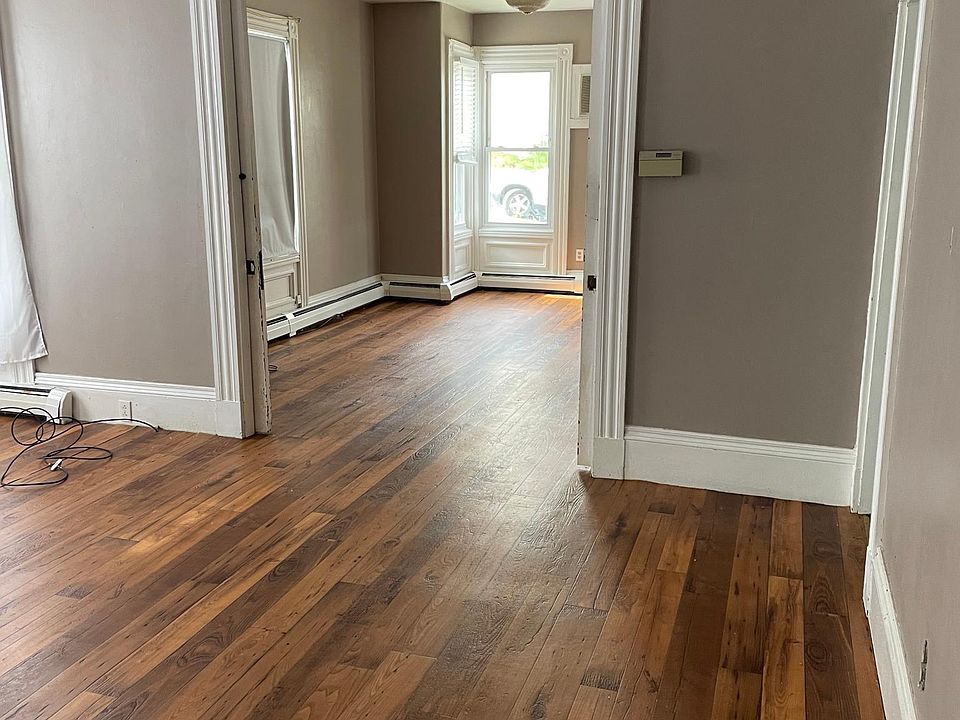 2nd image of 82 Lincoln Ave #1