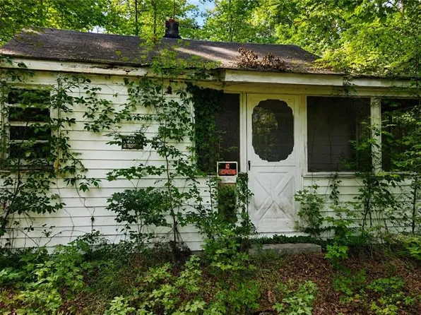 9225 Diascund Rd, Lanexa, VA 23089