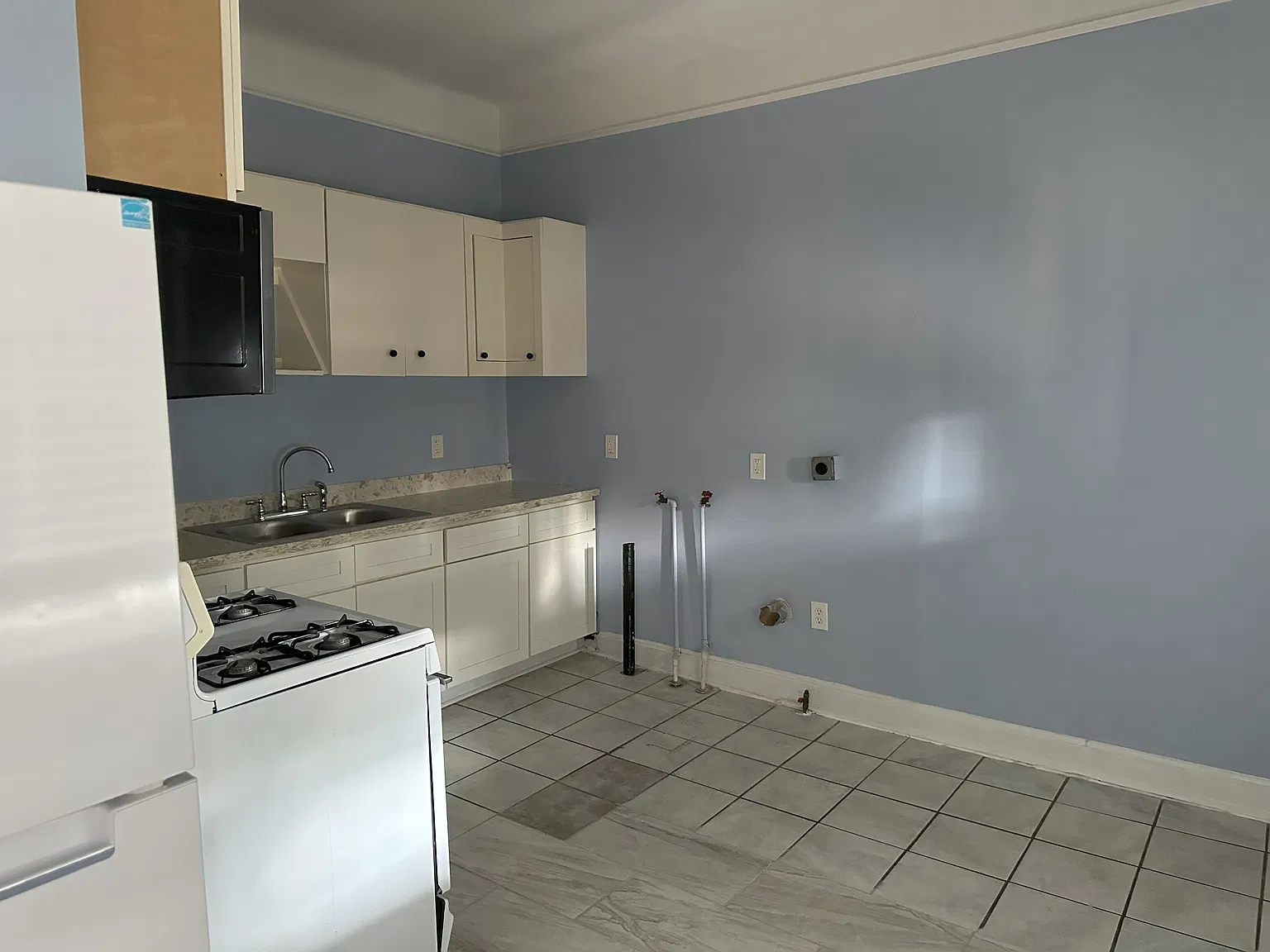 1 bed, 660 sqft, $900 — Photo 3