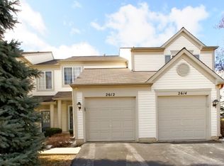 2612 Carrolwood Rd, Naperville, IL 60540