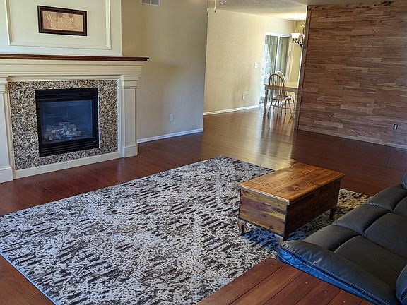 Living room with gas fireplace