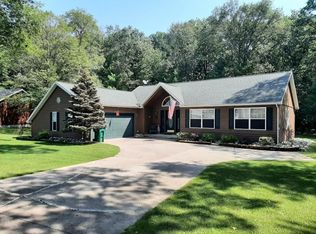 7118 Lakewood Dr, Oscoda, MI