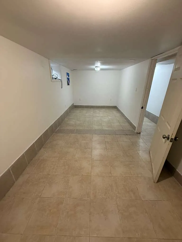 Studio, $1,500 — Photo 2