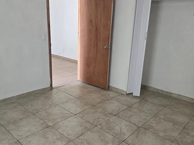 765 Georgia St — Photo 21